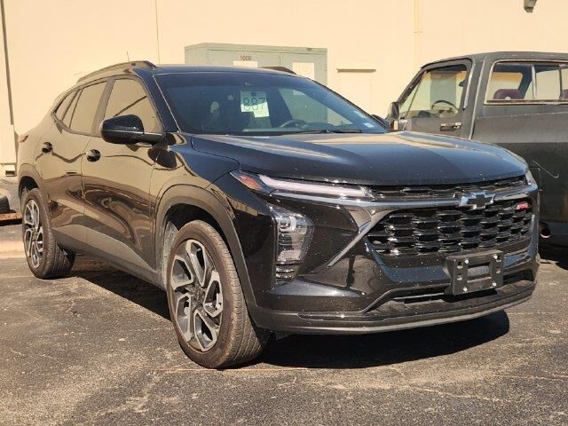 2025 Chevrolet Trax RS