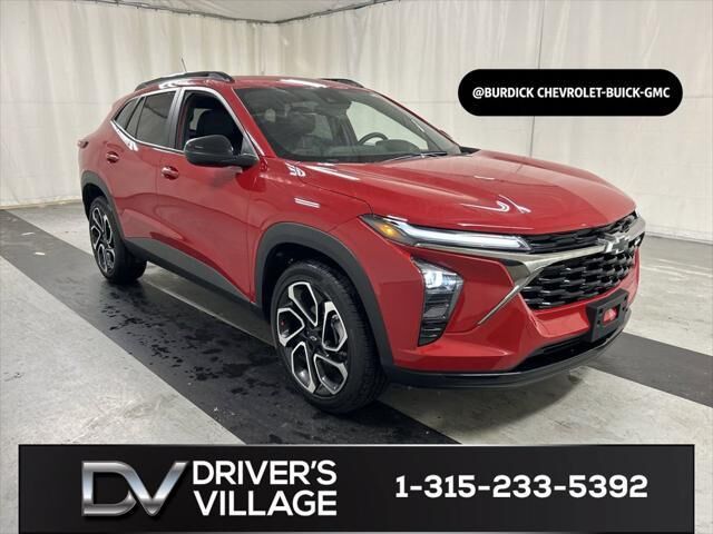 2026 Chevrolet Trax RS — photo 1 of 13