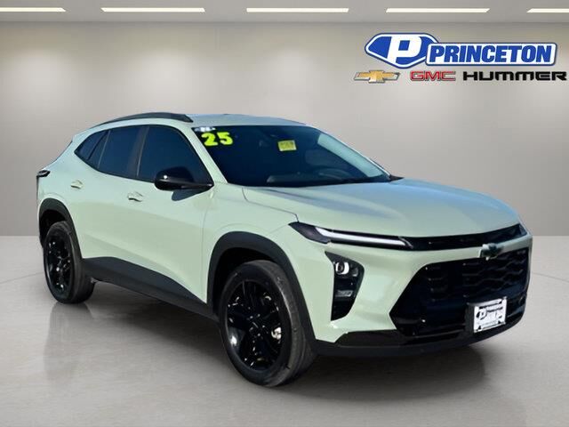 2025 Chevrolet Trax ACTIV — photo 1 of 58