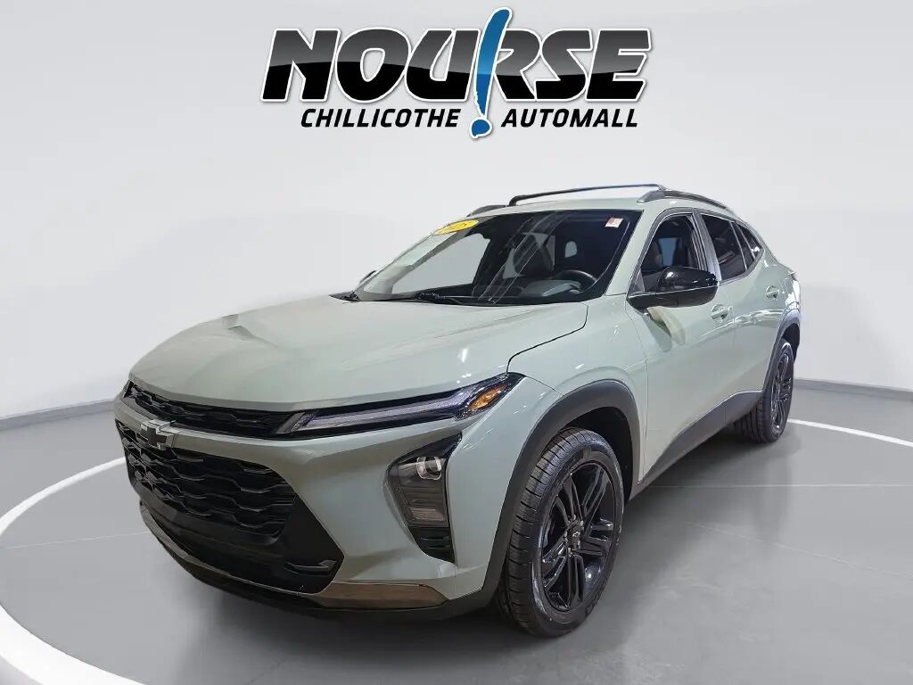 2025 Chevrolet Trax ACTIV — photo 1 of 13