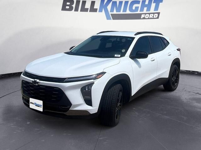 2025 Chevrolet Trax ACTIV — photo 1 of 13