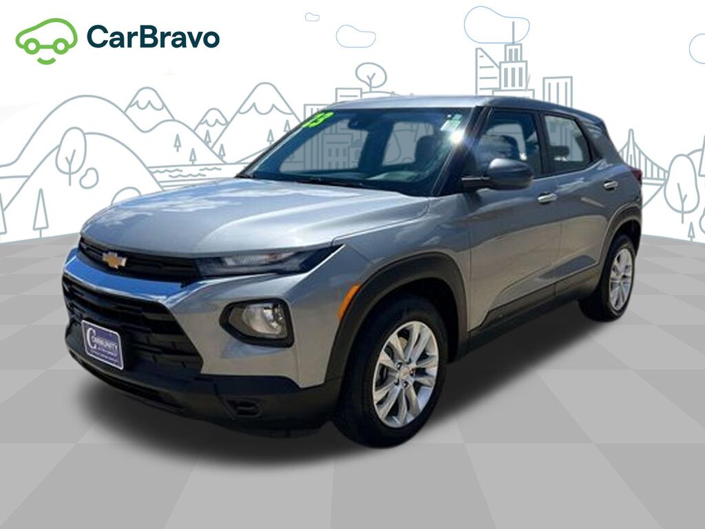 2023 Chevrolet Trailblazer LS — photo 1 of 6