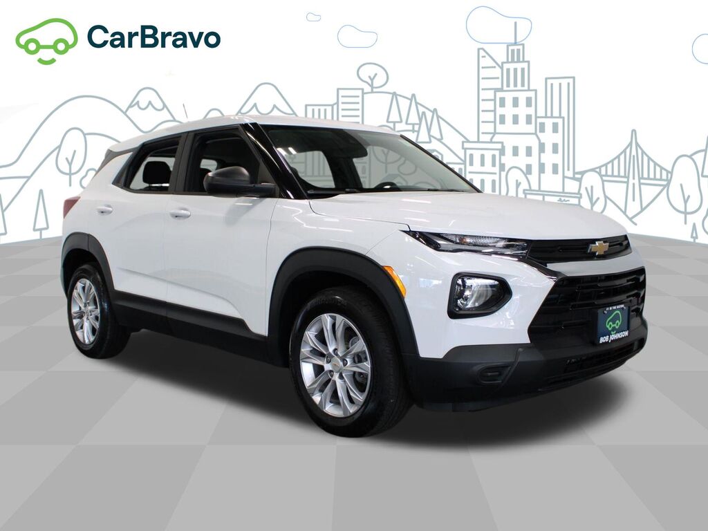 2023 Chevrolet Trailblazer LS — photo 1 of 6