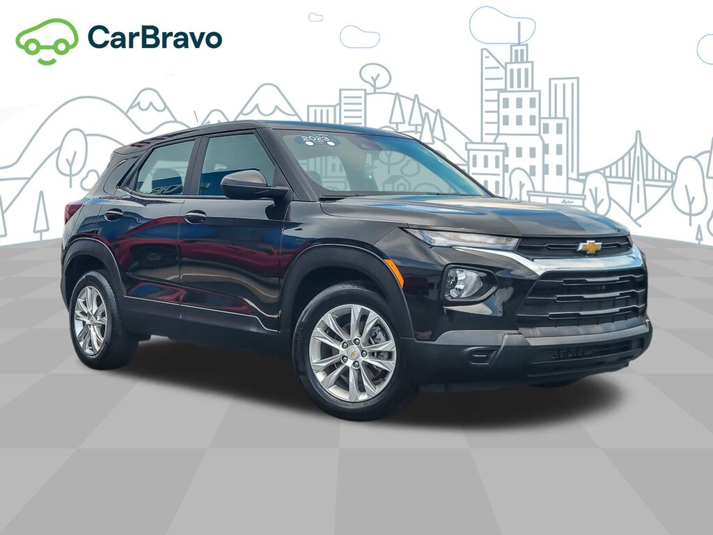 2023 Chevrolet Trailblazer LS — photo 1 of 6