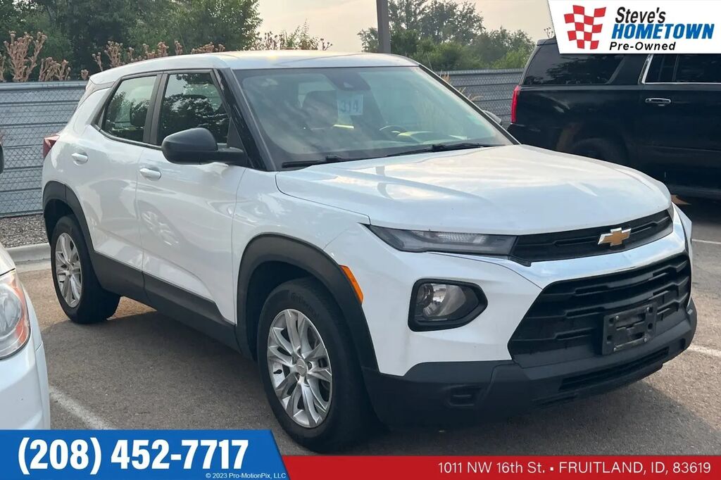 2023 Chevrolet Trailblazer LS — photo 1 of 3