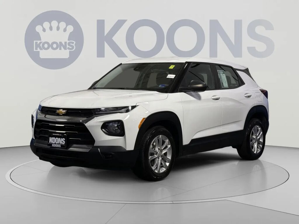 2022 Chevrolet Trailblazer LS — photo 1 of 13