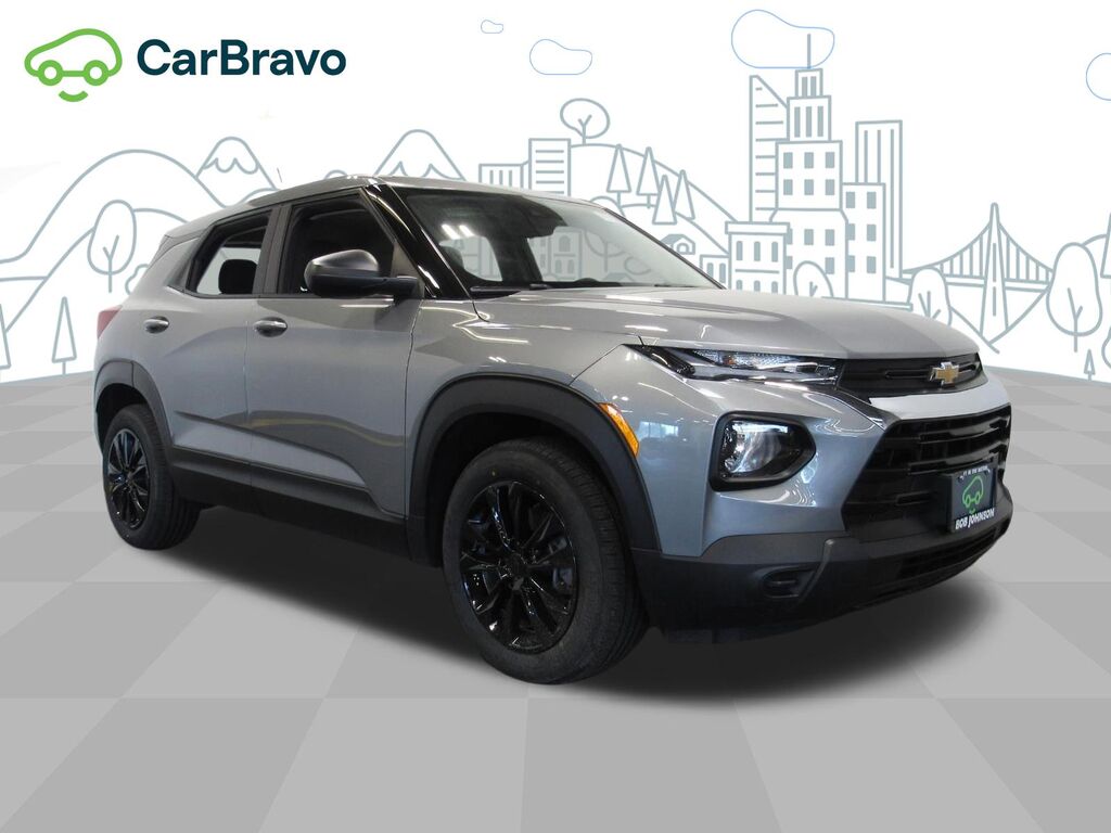 2023 Chevrolet Trailblazer LS — photo 1 of 6