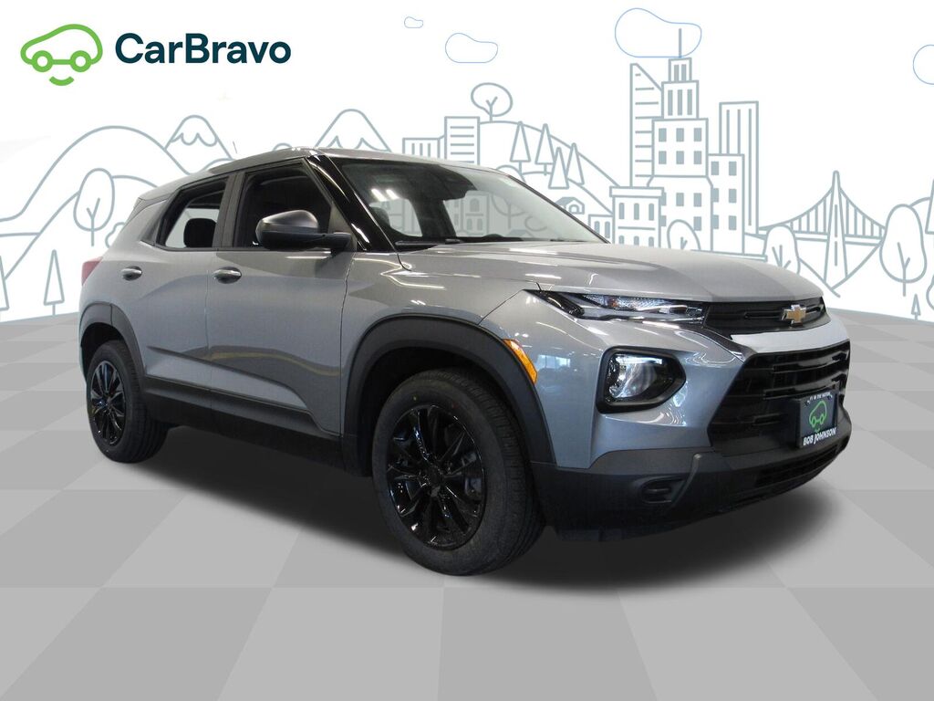 2023 Chevrolet Trailblazer LS — photo 1 of 6