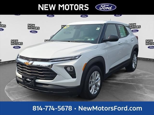 2024 Chevrolet Trailblazer LS — photo 1 of 13