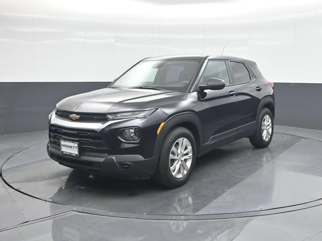 2021 Chevrolet Trailblazer LS — photo 1 of 1