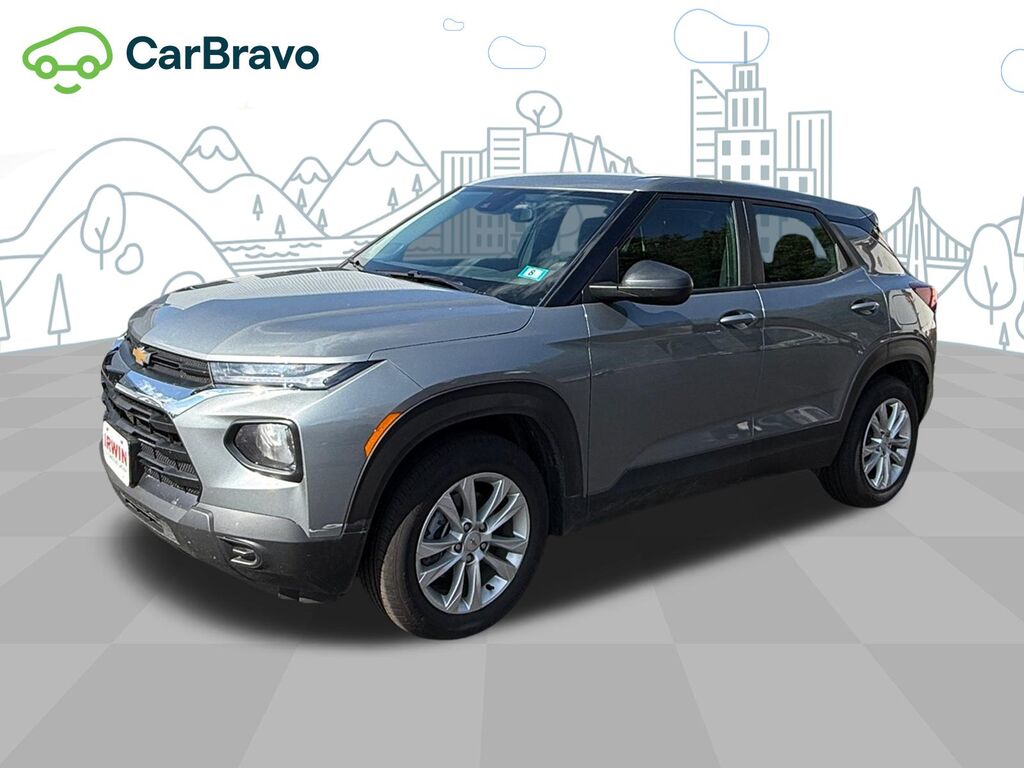 2023 Chevrolet Trailblazer LS — photo 1 of 6