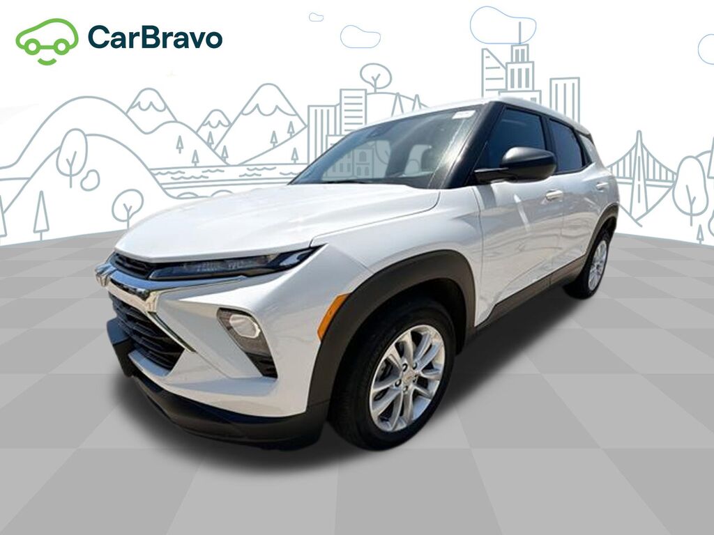 2025 Chevrolet Trailblazer LS — photo 1 of 6