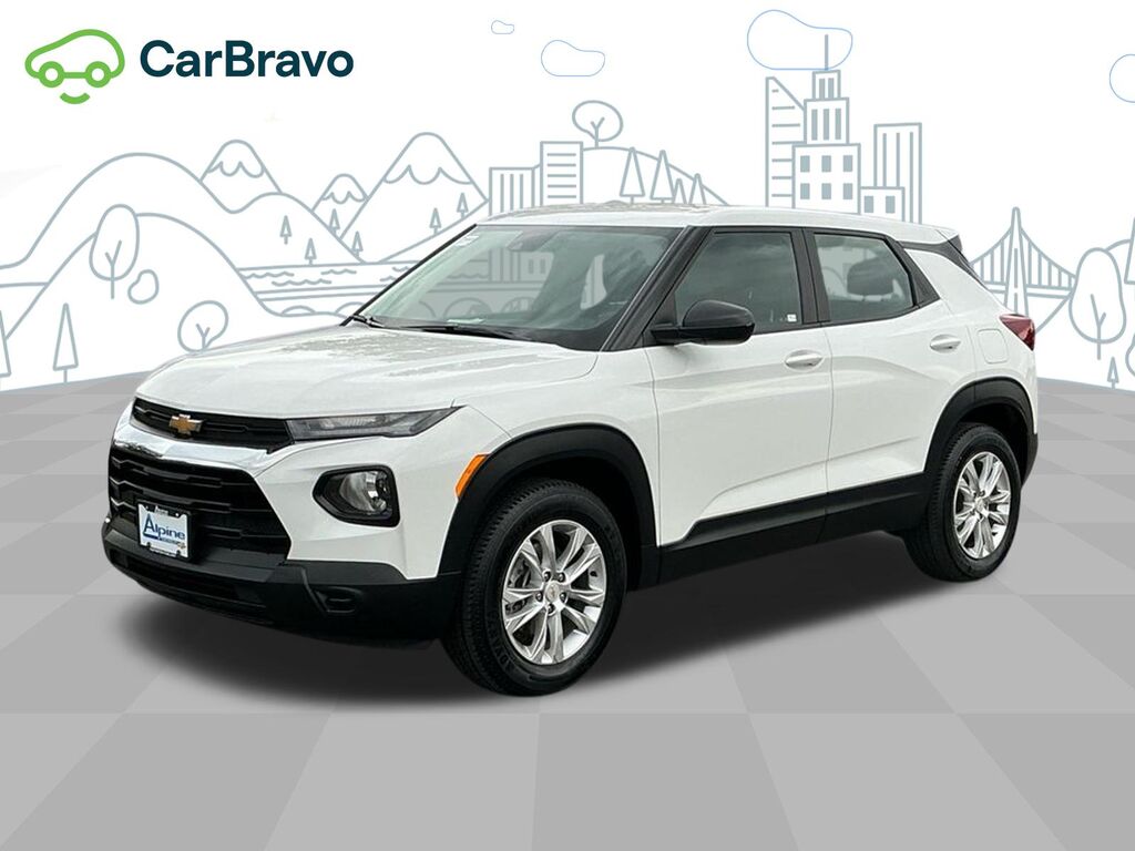 2023 Chevrolet Trailblazer LS — photo 1 of 6