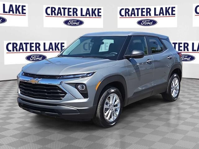 2026 Chevrolet Trailblazer LS — photo 1 of 13