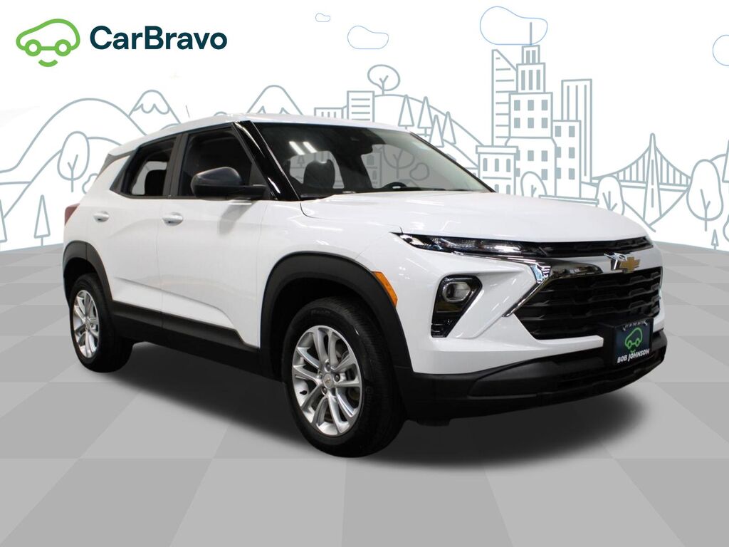 2024 Chevrolet Trailblazer LS — photo 1 of 6
