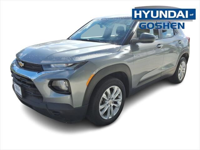 2023 Chevrolet Trailblazer LS — photo 1 of 17