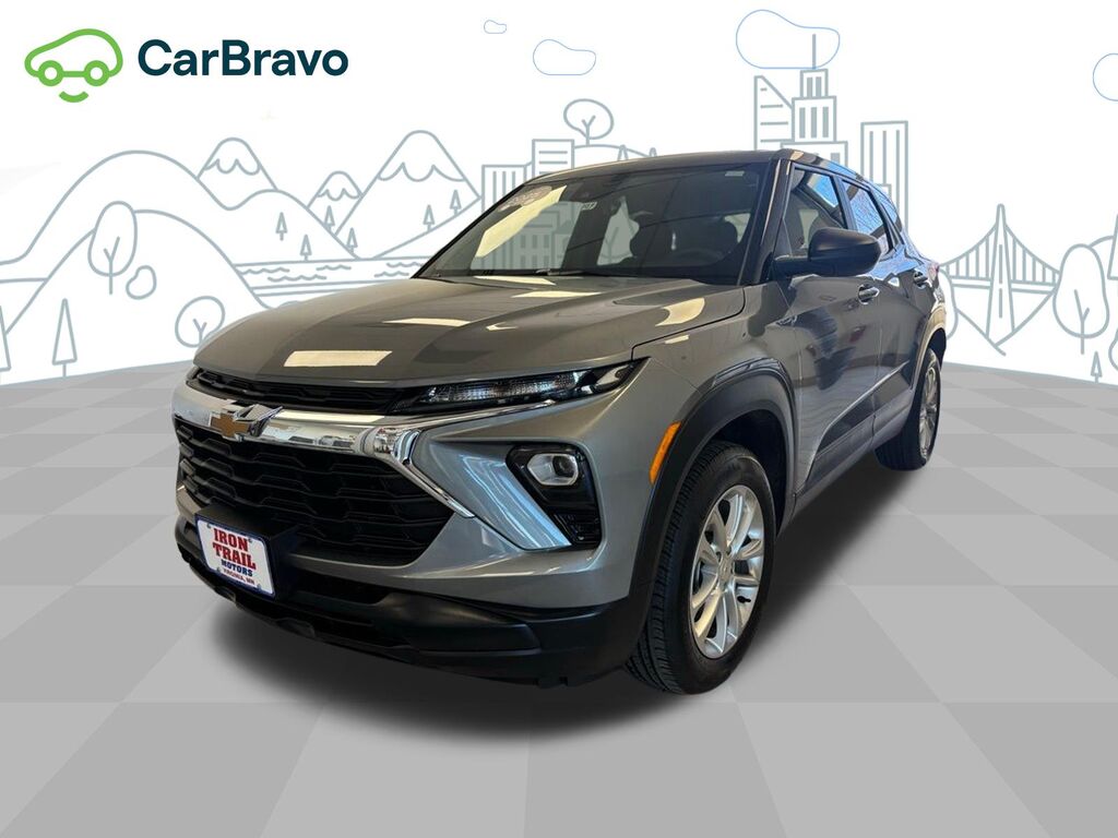2025 Chevrolet Trailblazer LS — photo 1 of 6