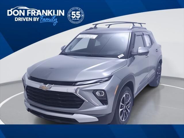 2024 Chevrolet Trailblazer LT — photo 1 of 9