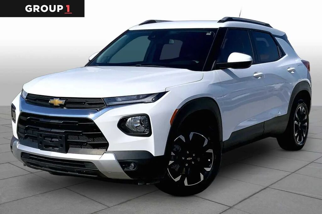 2021 Chevrolet Trailblazer LT — photo 1 of 12