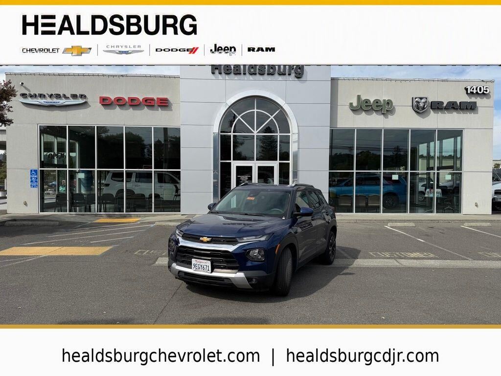 2023 Chevrolet Trailblazer LT — photo 1 of 13