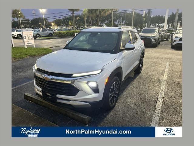 2024 Chevrolet Trailblazer LT — photo 1 of 13