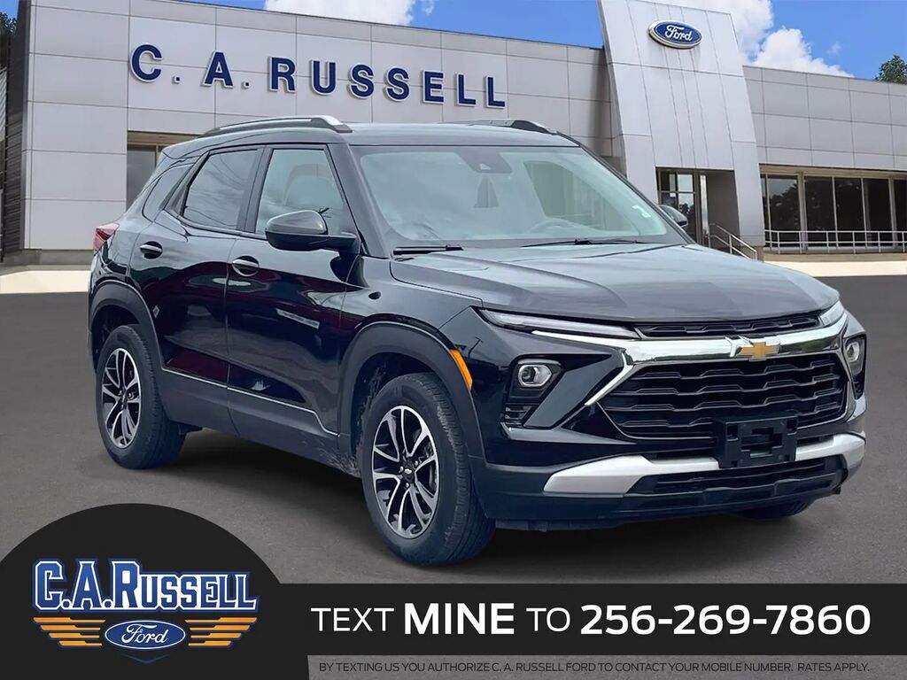 2024 Chevrolet Trailblazer LT — photo 1 of 11