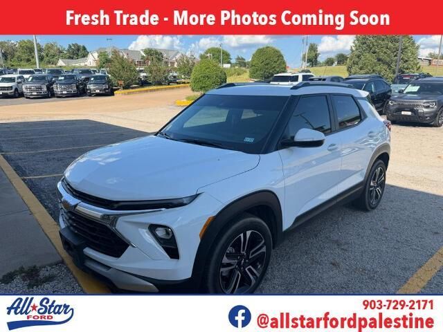 2024 Chevrolet Trailblazer LT — photo 1 of 13