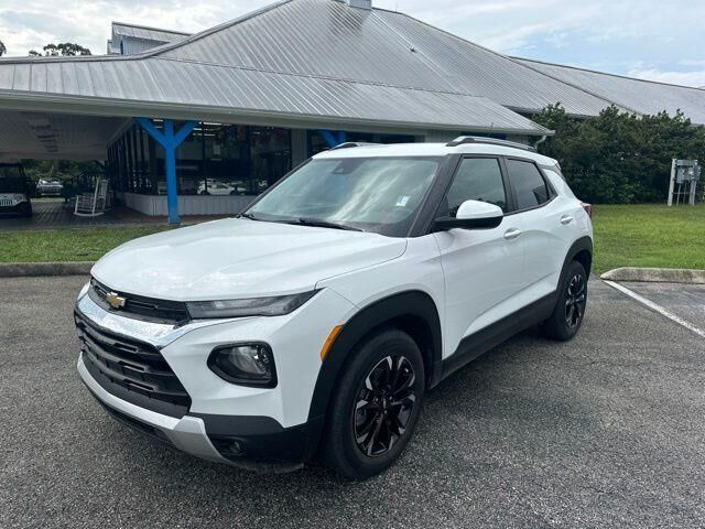 2023 Chevrolet Trailblazer LT — photo 1 of 39