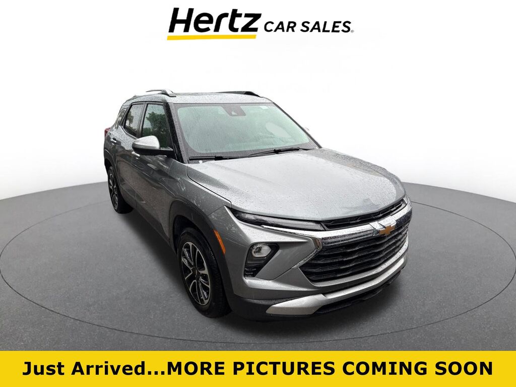 2025 Chevrolet Trailblazer LT — photo 1 of 10