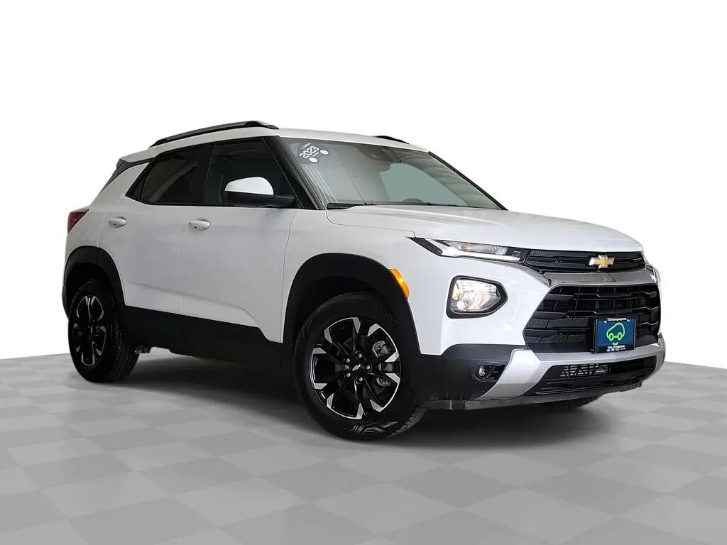 2023 Chevrolet Trailblazer LT — photo 1 of 39