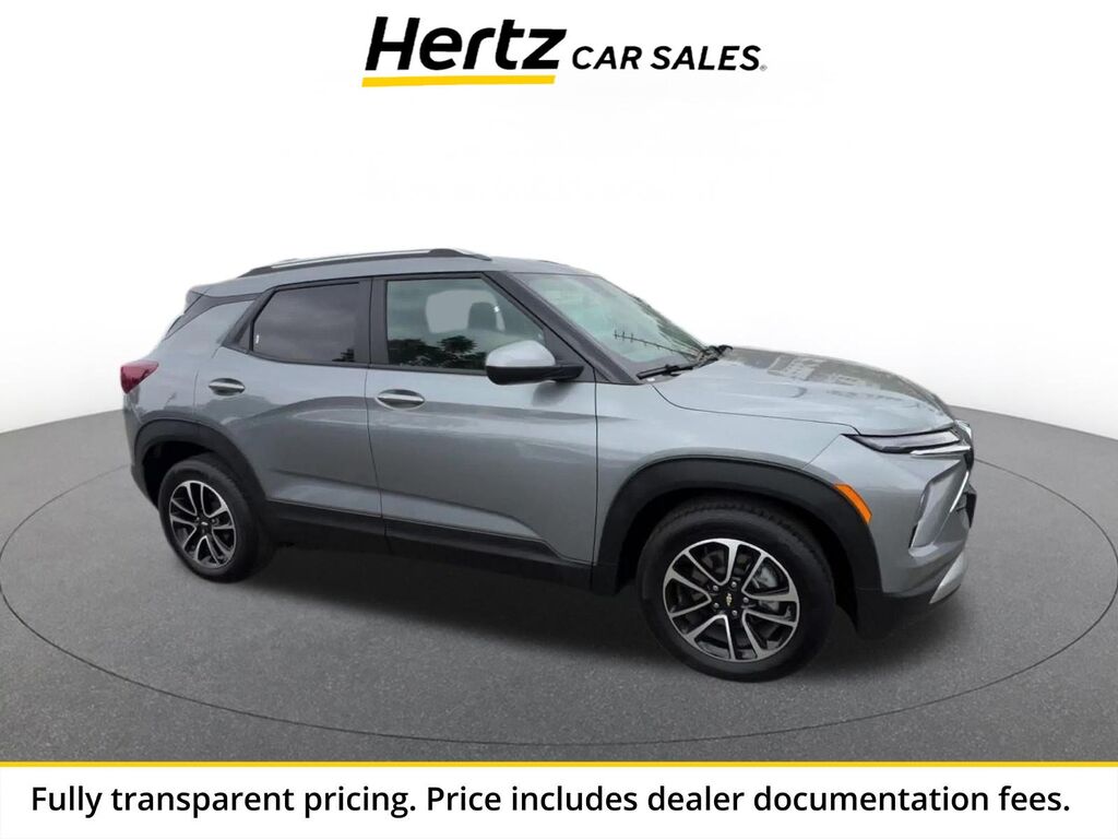 2025 Chevrolet Trailblazer LT — photo 1 of 13