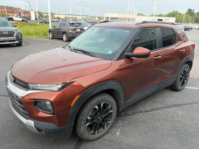 2021 Chevrolet Trailblazer LT — photo 1 of 4