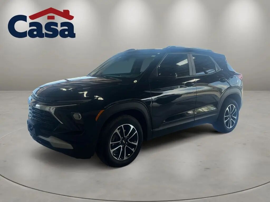 2025 Chevrolet Trailblazer LT — photo 1 of 21