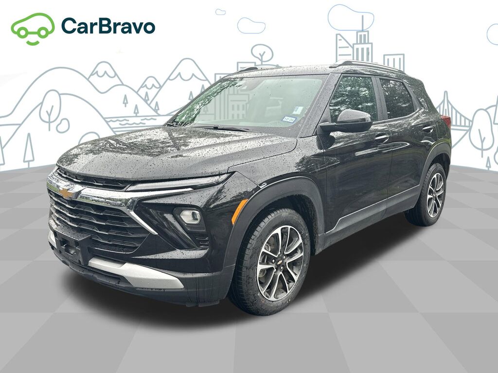 2025 Chevrolet Trailblazer LT — photo 1 of 6