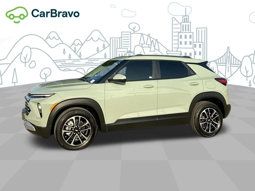 2025 Chevrolet Trailblazer LT — photo 1 of 6