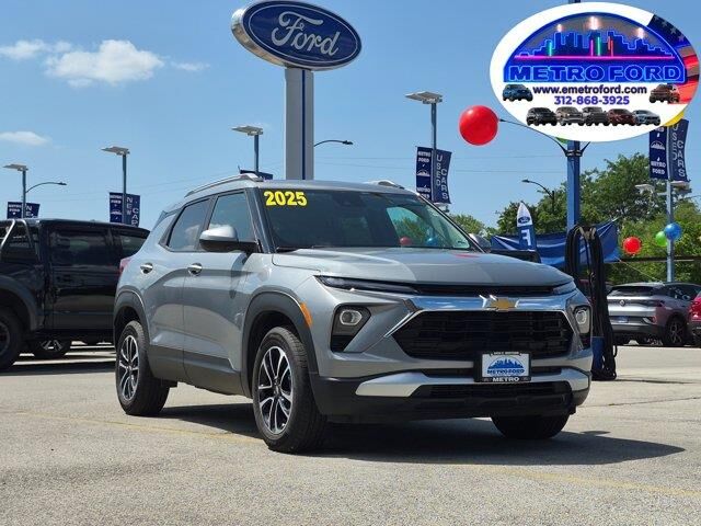 2025 Chevrolet Trailblazer LT — photo 1 of 26
