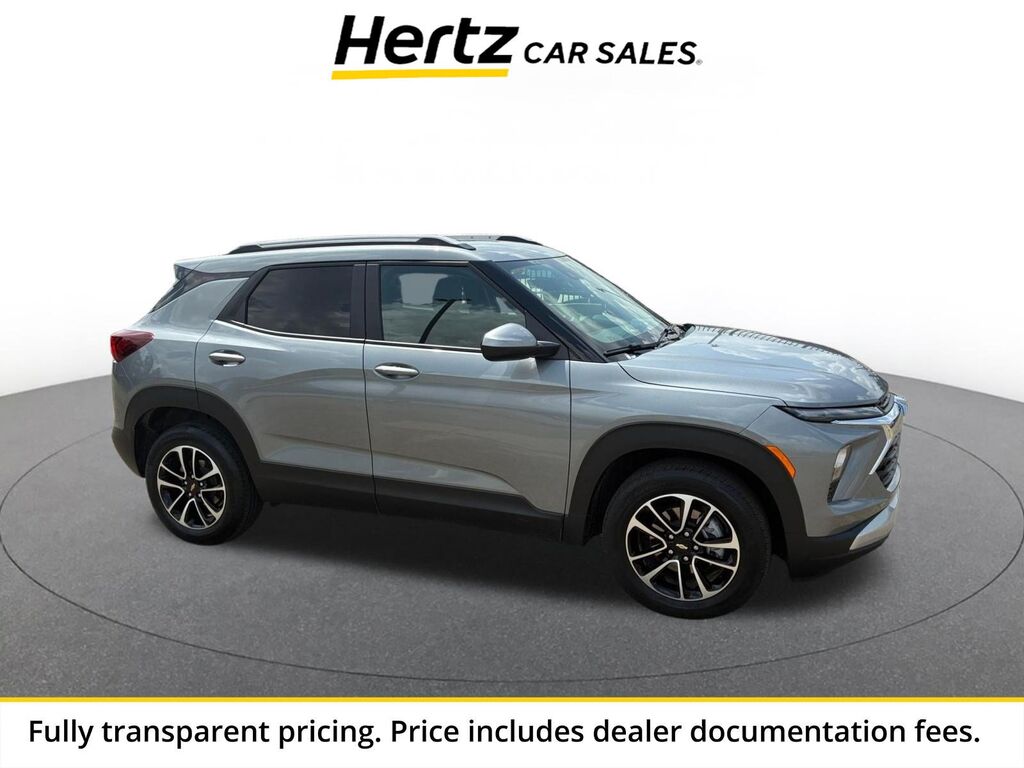 2025 Chevrolet Trailblazer LT — photo 1 of 13