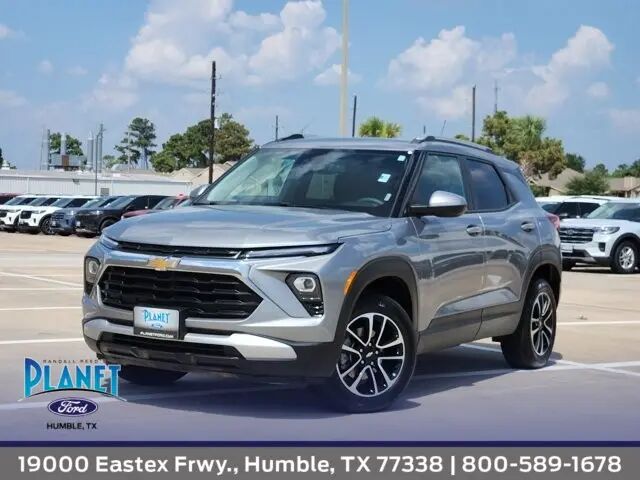 2025 Chevrolet Trailblazer LT — photo 1 of 152