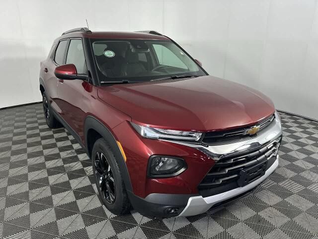 2023 Chevrolet Trailblazer LT — photo 1 of 13