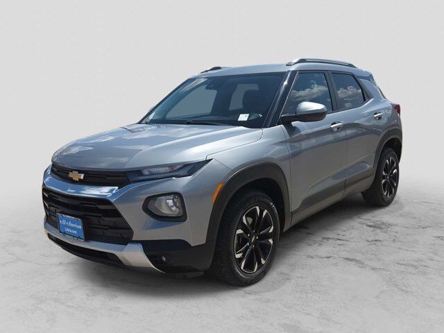 2023 Chevrolet Trailblazer LT — photo 1 of 14
