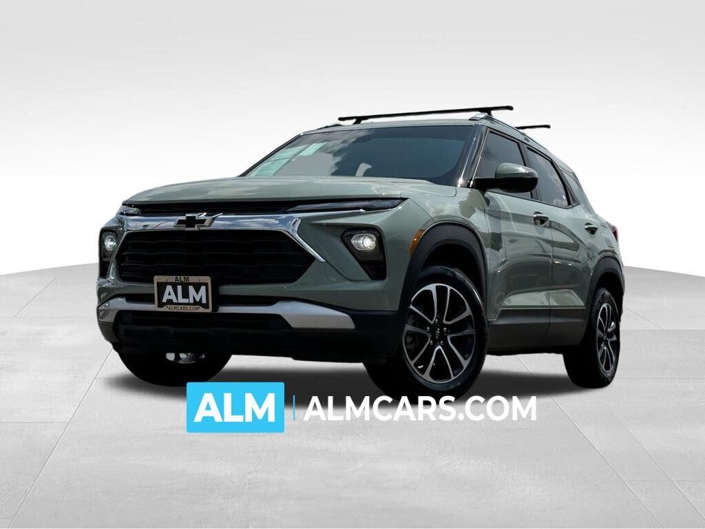 2025 Chevrolet Trailblazer LT — photo 1 of 12