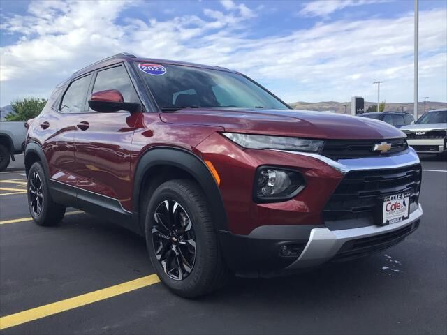 2023 Chevrolet Trailblazer LT — photo 1 of 13