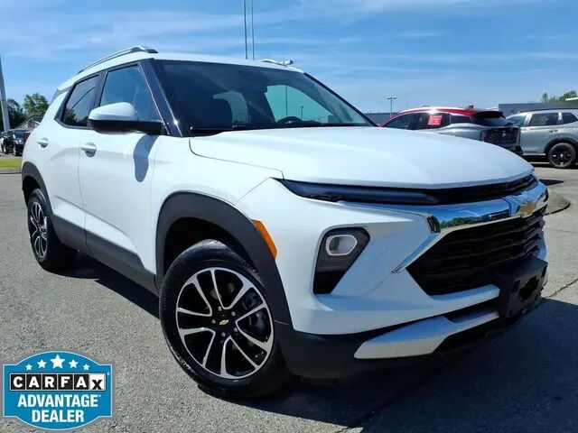 2025 Chevrolet Trailblazer LT — photo 1 of 39