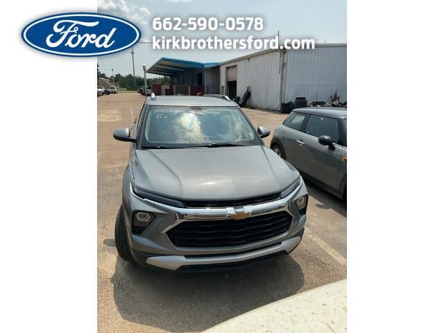 2025 Chevrolet Trailblazer LT — photo 1 of 26
