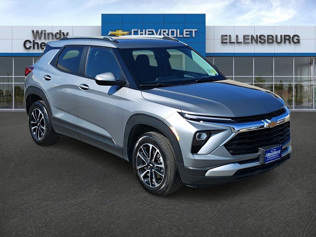 2025 Chevrolet Trailblazer — photo 1 of 13