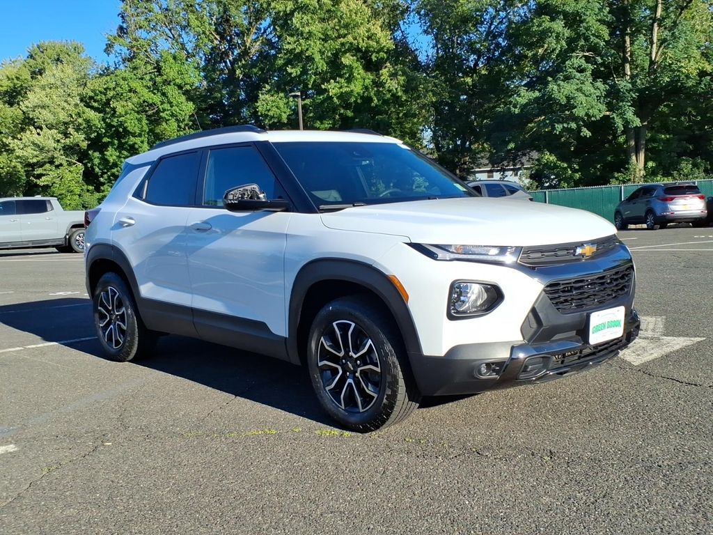 2023 Chevrolet Trailblazer ACTIV — photo 1 of 13