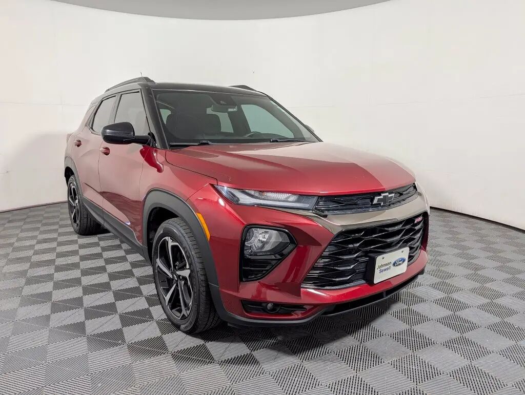 2022 Chevrolet Trailblazer RS — photo 1 of 13