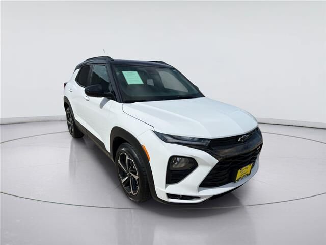 2023 Chevrolet Trailblazer RS — photo 1 of 27