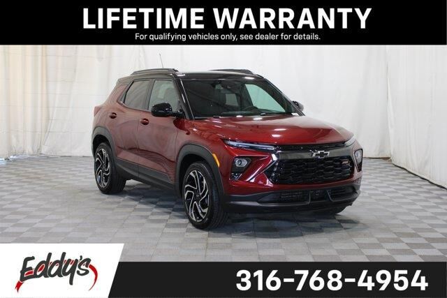 2025 Chevrolet Trailblazer RS — photo 1 of 13
