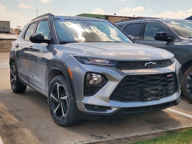 2023 Chevrolet Trailblazer RS — photo 1 of 3